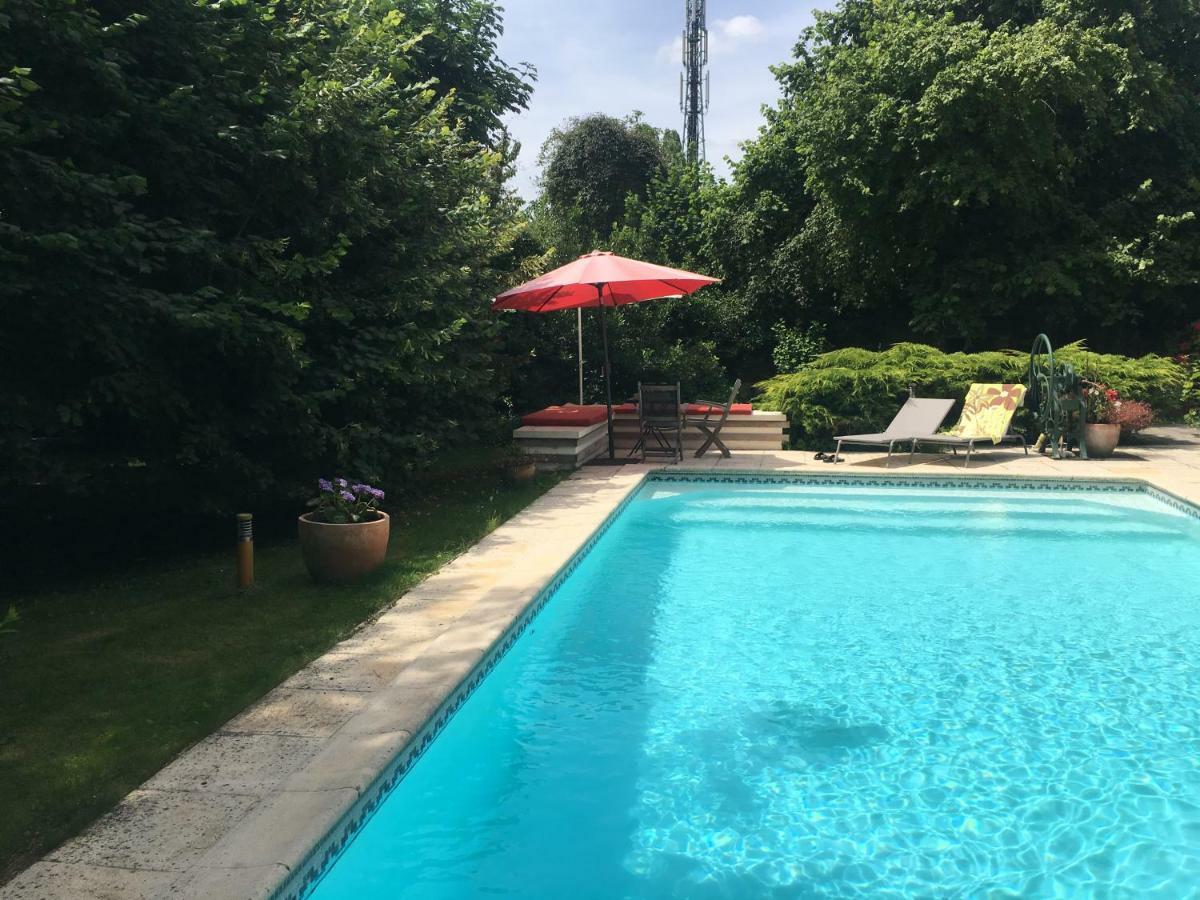 Chaumes-en-Brie Chambres D Hotes Chez Francoise Et Michel Piscine 4 Chambres 8 Lits المظهر الخارجي الصورة
