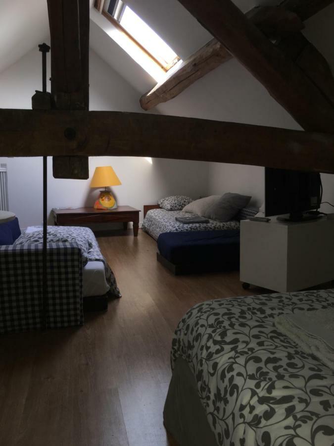 Chaumes-en-Brie Chambres D Hotes Chez Francoise Et Michel Piscine 4 Chambres 8 Lits المظهر الخارجي الصورة