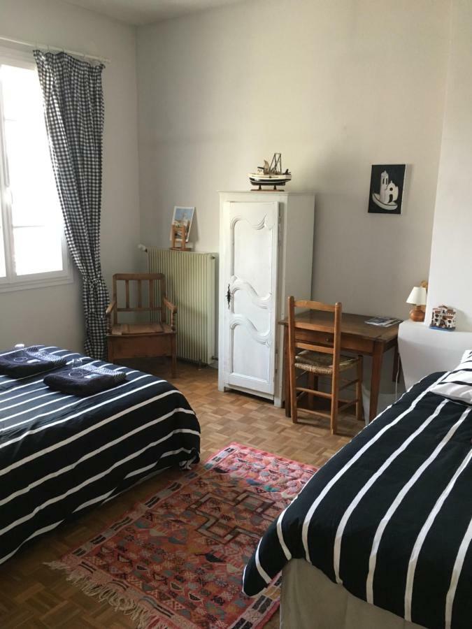 Chaumes-en-Brie Chambres D Hotes Chez Francoise Et Michel Piscine 4 Chambres 8 Lits المظهر الخارجي الصورة