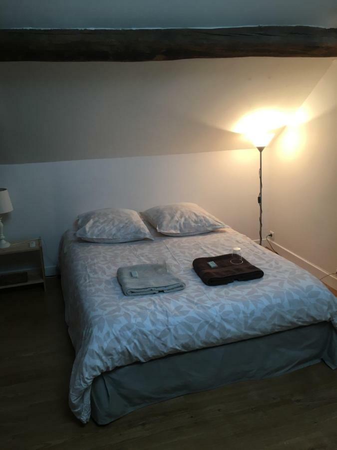 Chaumes-en-Brie Chambres D Hotes Chez Francoise Et Michel Piscine 4 Chambres 8 Lits المظهر الخارجي الصورة